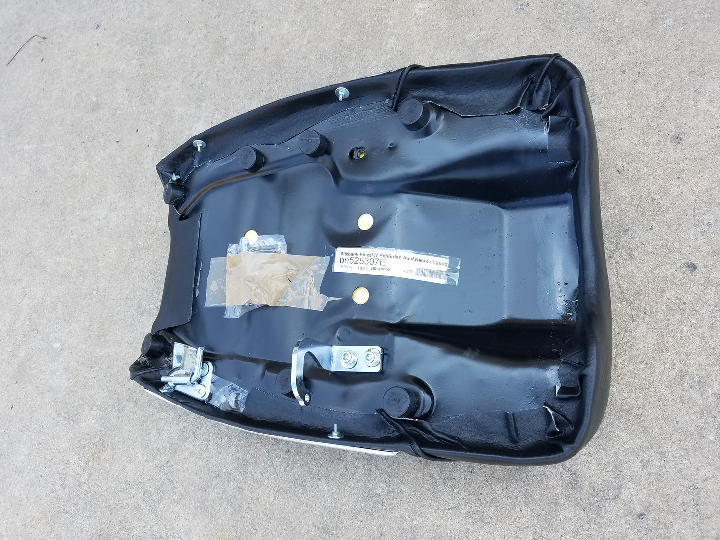 Solo Seat for R60/7 through R100/7 and R45 R65